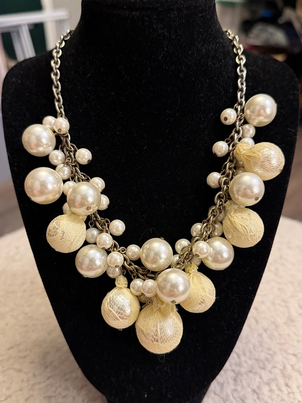 Statement Pearl and Lace Ball Cluster Necklace in Cream